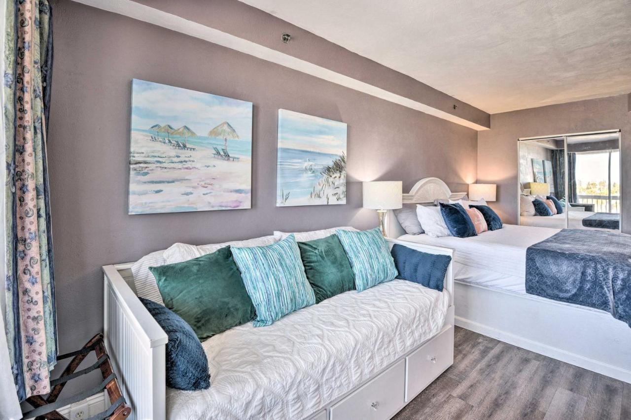 Dreamy Daytona Studio With Beach Access! Daytona Beach Bagian luar foto