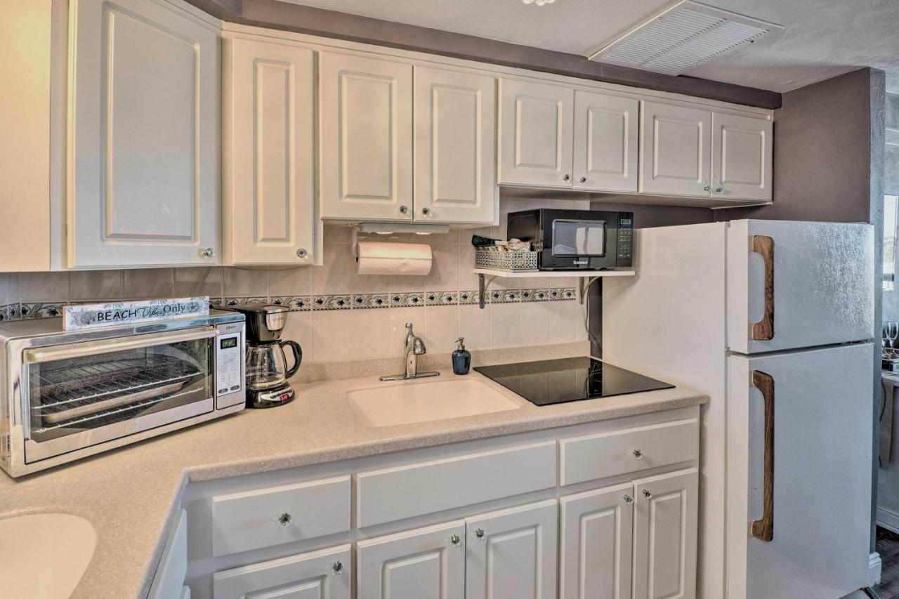 Dreamy Daytona Studio With Beach Access! Daytona Beach Bagian luar foto