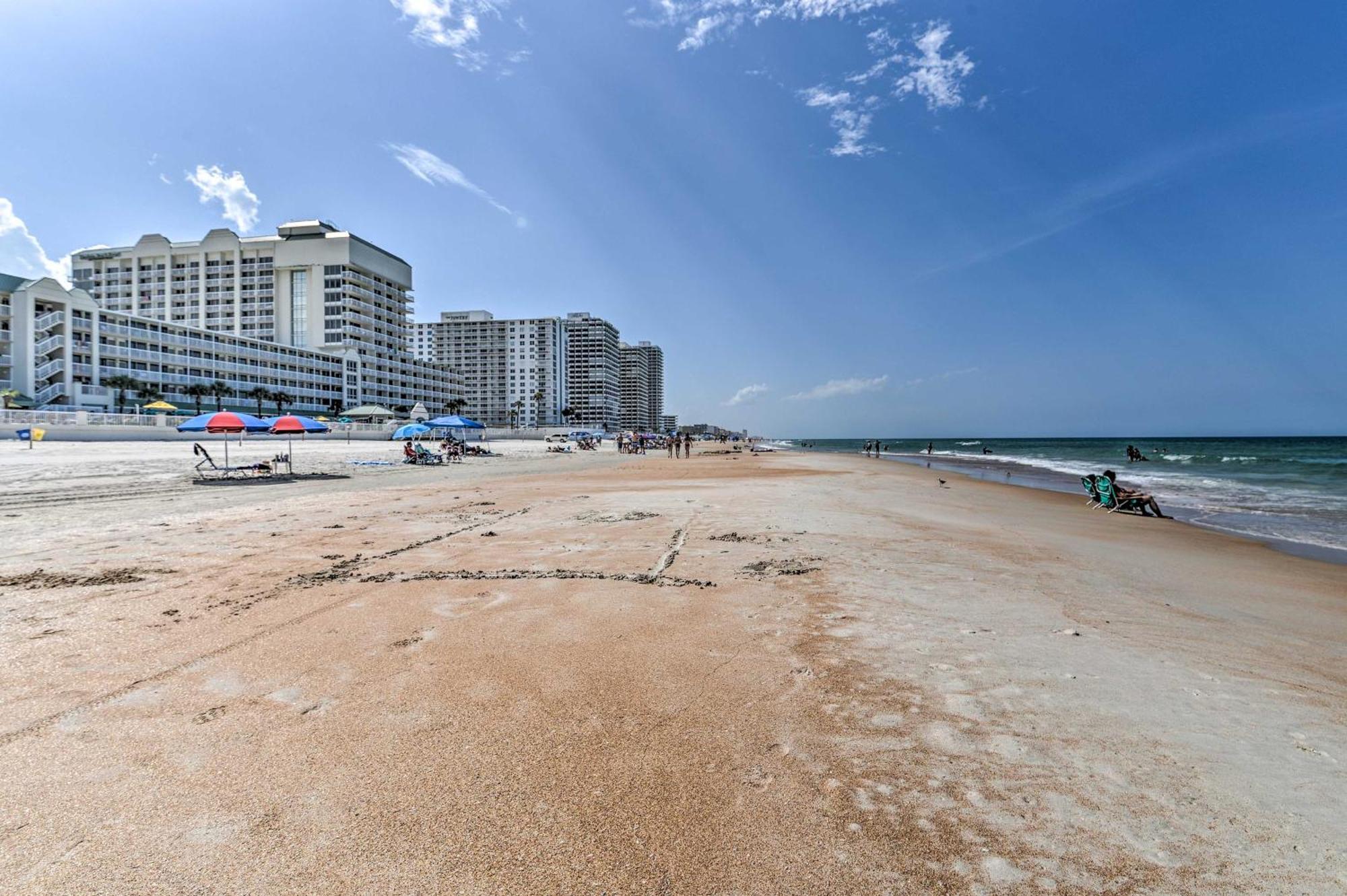 Dreamy Daytona Studio With Beach Access! Daytona Beach Bagian luar foto